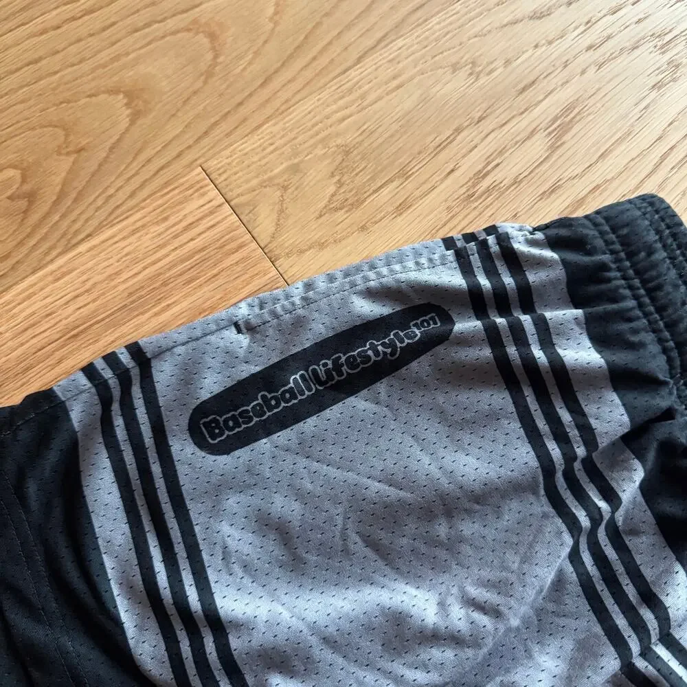 Baseball Lifestyle 101 Crayon Eye Black Shorts Mens Small